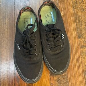 Vans Men's Black Canvas Sneakers